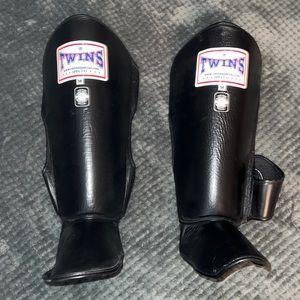 MMA Twins special completion shin guards